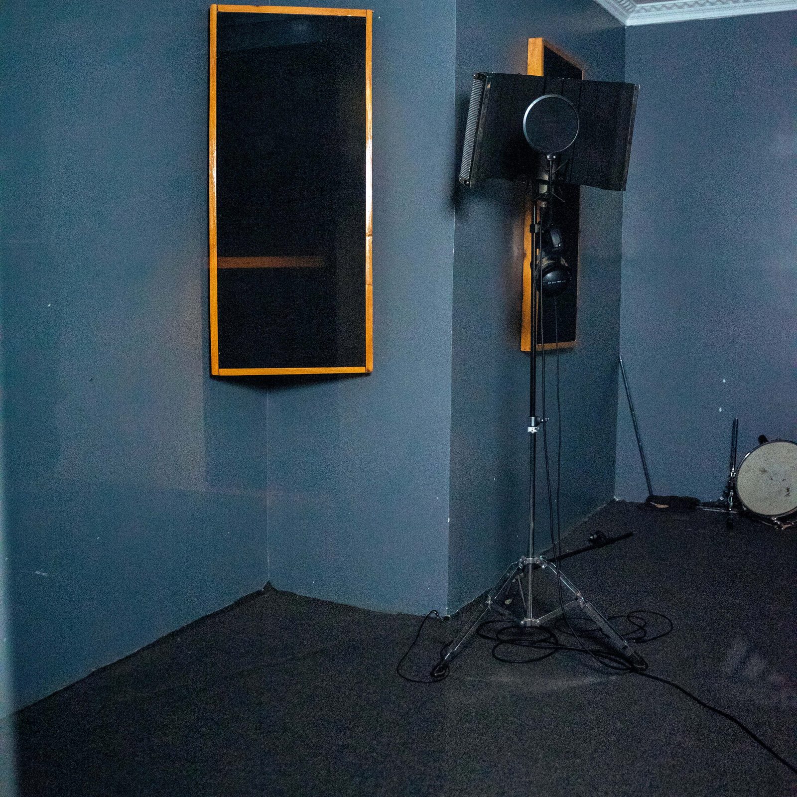 Broadcast Setup 10